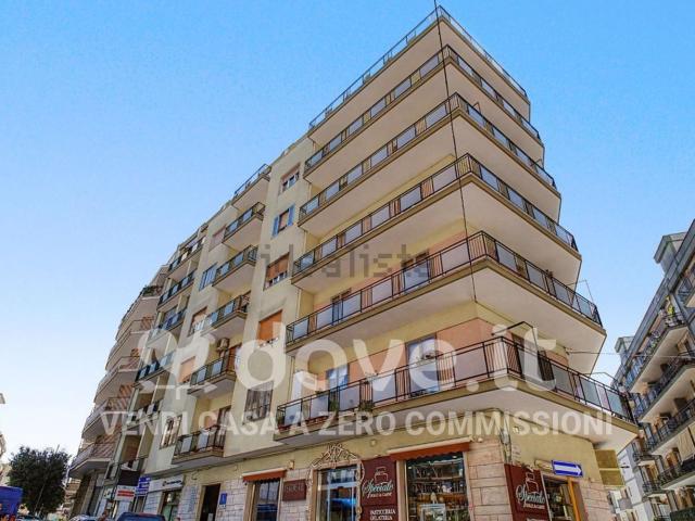 Appartamento in vendita di 213 m² in Via Alessandro Fighera, 49