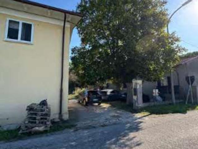 Appartamento in vendita di 213 m² in Via Alfredo Poggi, 49