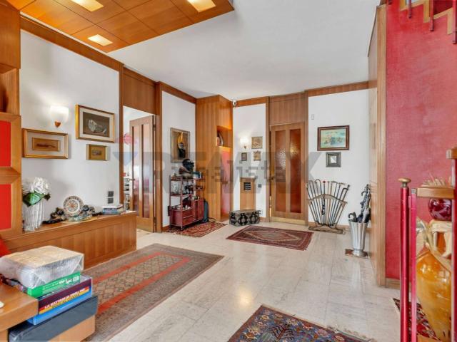 Appartamento in vendita di 213 m² in Via Santa Margherita, 53