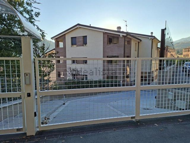 Appartamento in vendita di 213 m² in Via Porrettana