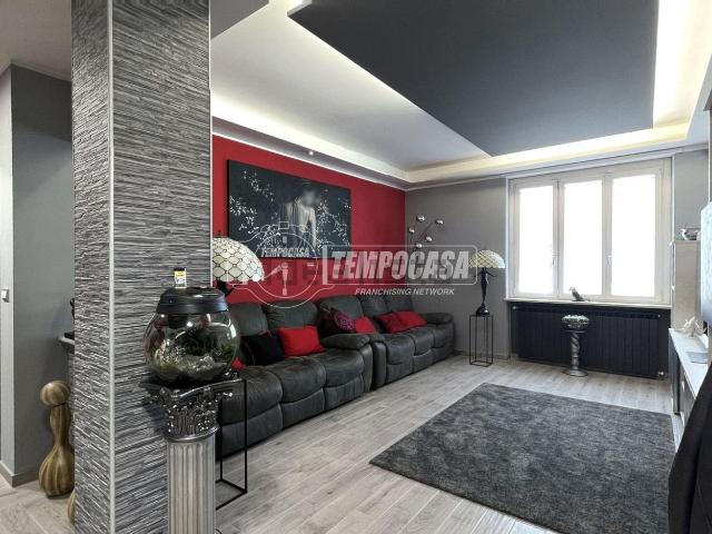Appartamento in vendita di 213 m² in Via Postumia, 5