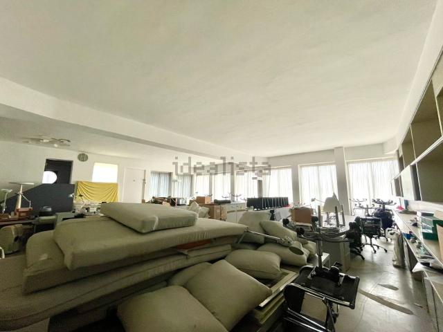 Appartamento in vendita di 213 m² in Via Privata Cascia, 6