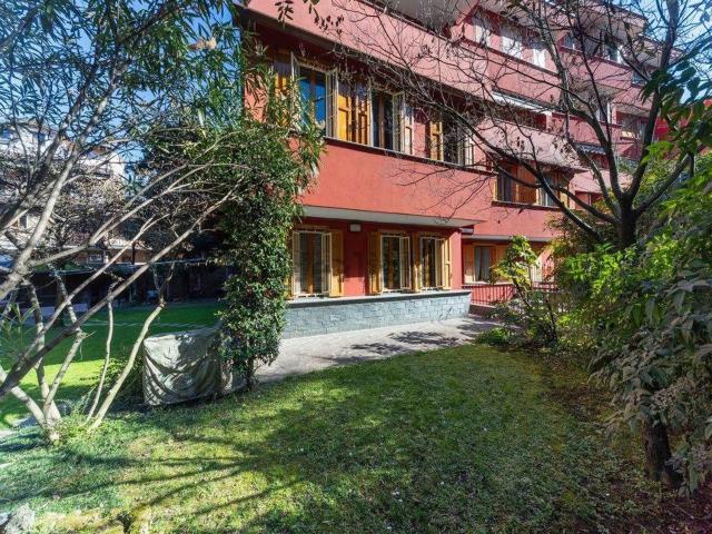 Appartamento in vendita di 213 m² in Via XXV Aprile, 161