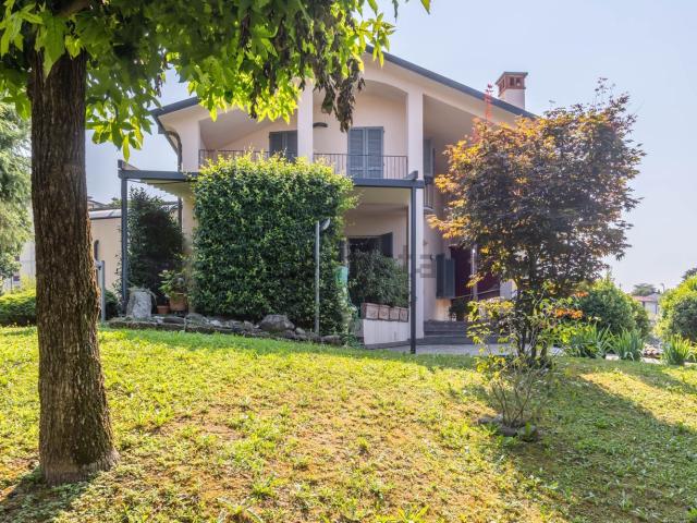 Appartamento in vendita di 213 m² in Piazza della madonnina