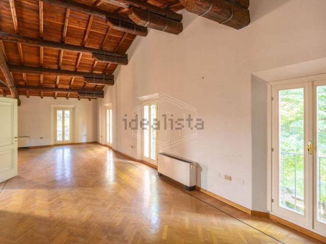Appartamento in vendita di 213 m² in Strada Maggiore, 53