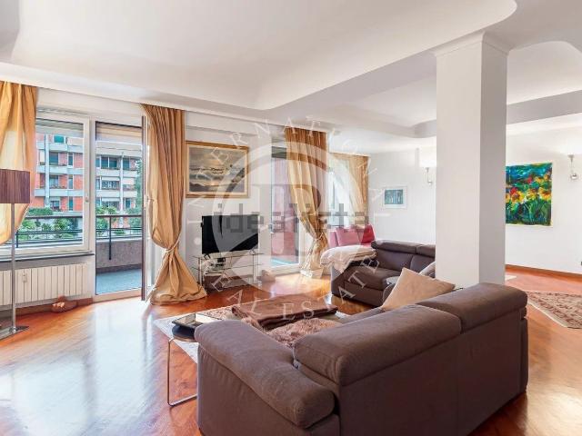 Appartamento in vendita di 214 m²
