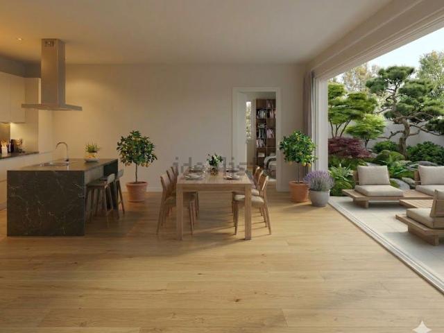 Appartamento in vendita di 214 m² in Via 33° Reggimento Artiglieria