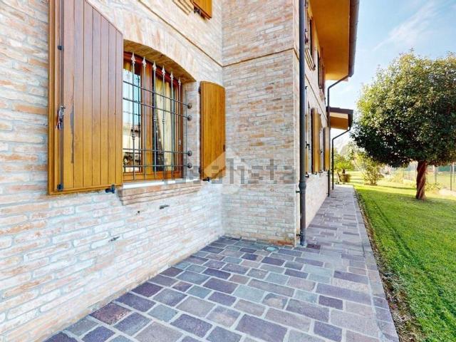 Appartamento in vendita di 214 m² in Via Correggio, 485