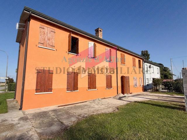 Appartamento in vendita di 214 m² in Via Cascina, 16