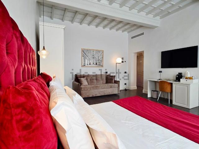 Appartamento in vendita di 214 m² in Piazza del Duomo, 1