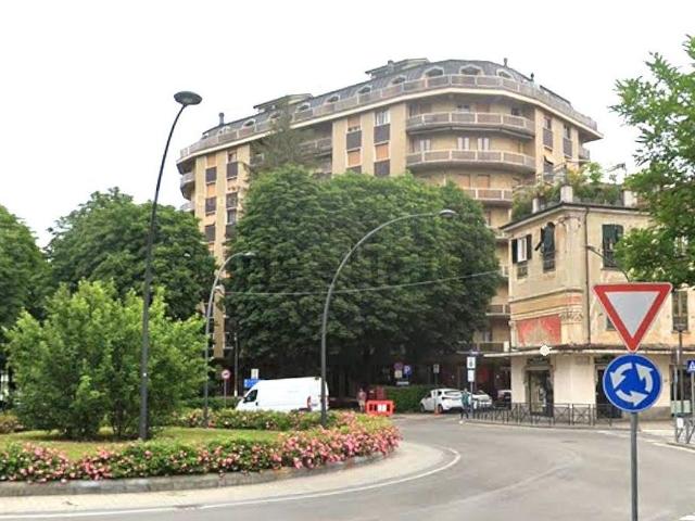 Appartamento in vendita di 214 m² in Piazza XX Settembre
