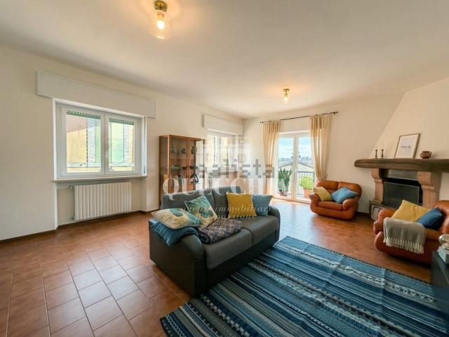 Appartamento in vendita di 215 m² in Via Carlo Alberto