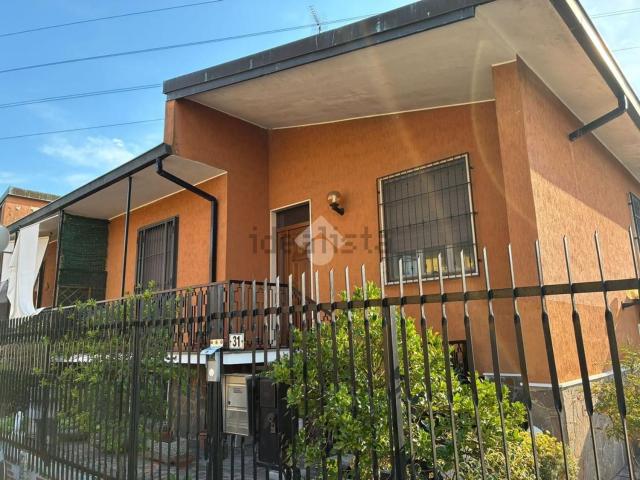 Appartamento in vendita di 215 m² in Via Amerigo Vespucci, 31