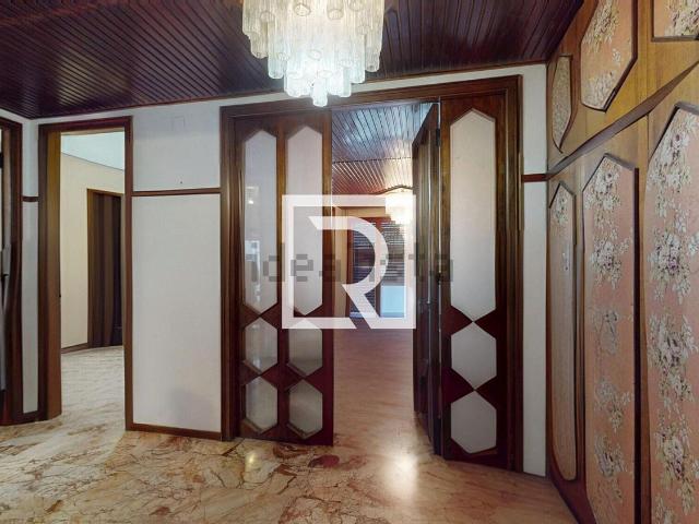 Appartamento in vendita di 215 m² in Via Giacomo della Torre