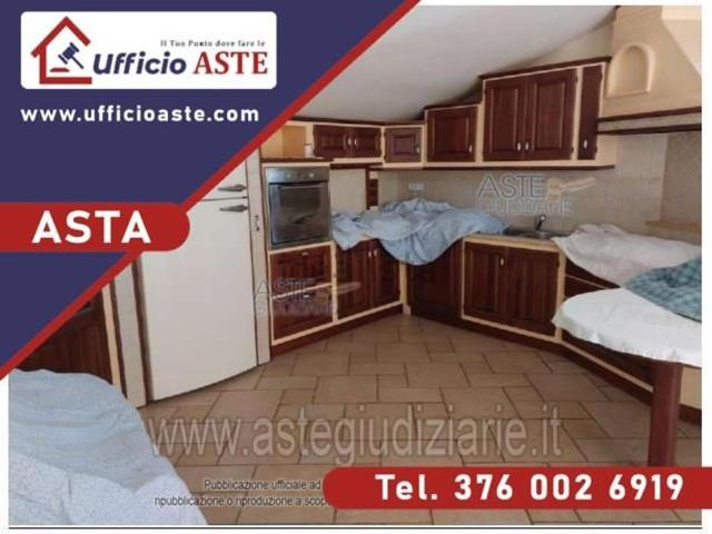 Appartamento in vendita di 223 m² in Via Emilia Romagna, 165