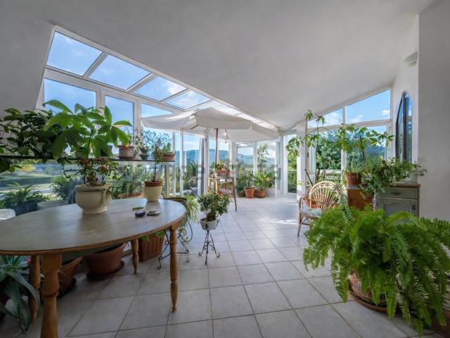 Appartamento in vendita di 215 m² in Via Fratelli Cairoli, 48