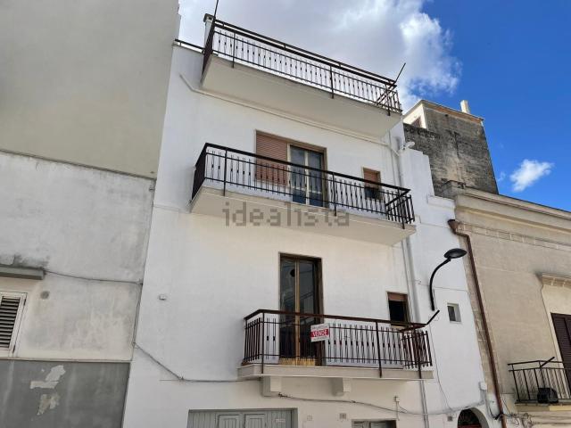 Appartamento in vendita di 215 m² in Via Japigia