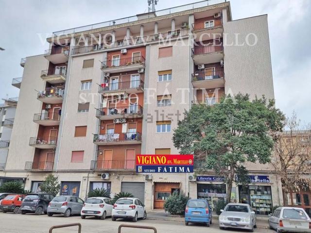 Appartamento in vendita di 215 m² in Via Molfetta, 42