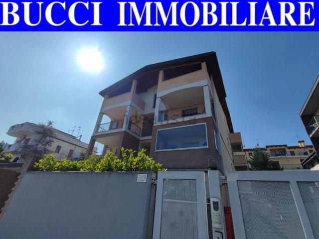 Appartamento in vendita di 215 m² in Via Nicolò Tommaseo, 20