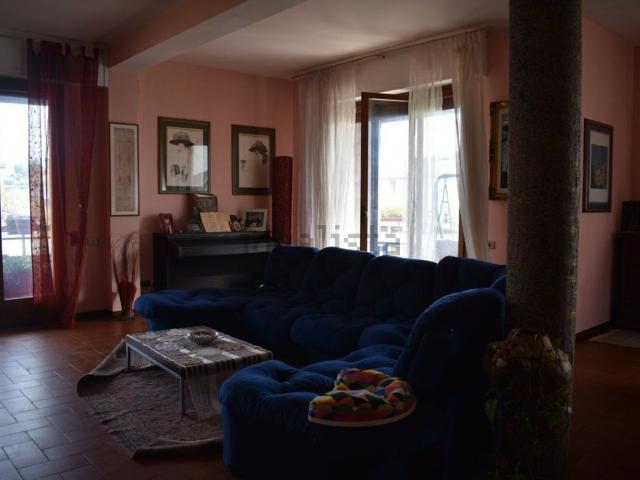 Appartamento in vendita di 215 m² in Via Palermo