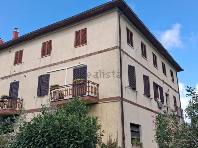 Appartamento in vendita di 215 m² in Via Roma