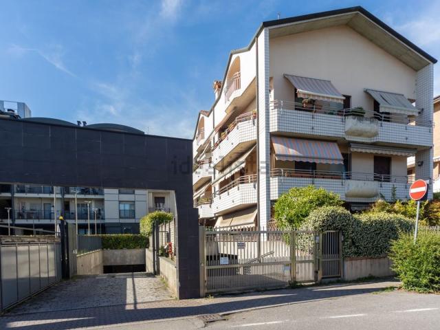 Appartamento in vendita di 215 m² in Viale della Repubblica, 28