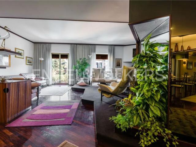 Appartamento in vendita di 216 m² in Via Musumeci, 159