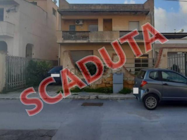 Appartamento in vendita di 216 m² in Via San Bach
