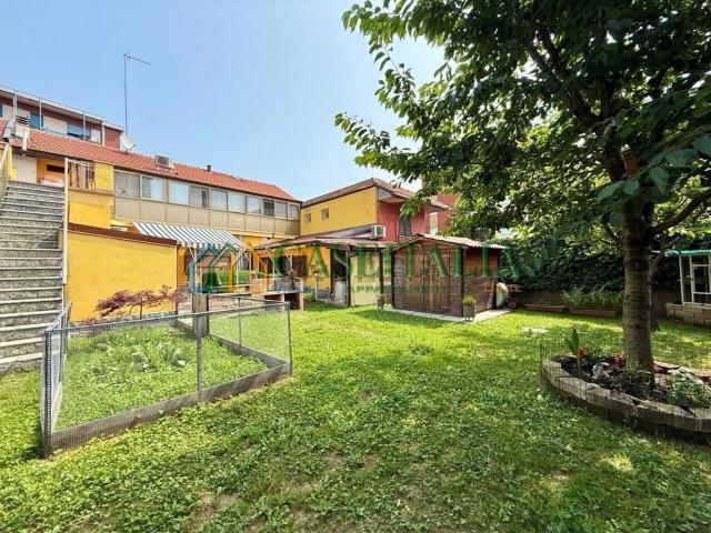 Appartamento in vendita di 216 m² in Via Tanaro, 12