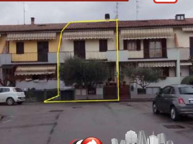 Appartamento in vendita di 216 m² in Via VIII Marzo