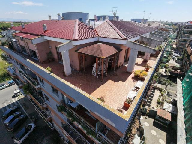 Appartamento in vendita di 217 m² in Via Danilo Stiepovich