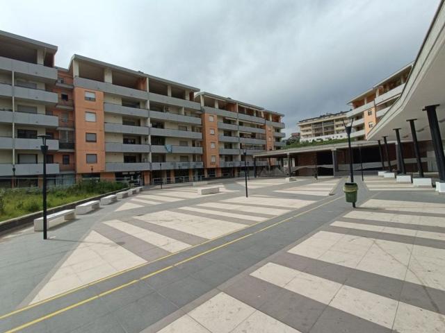 Appartamento in vendita di 217 m² in Via di Sotto, 3