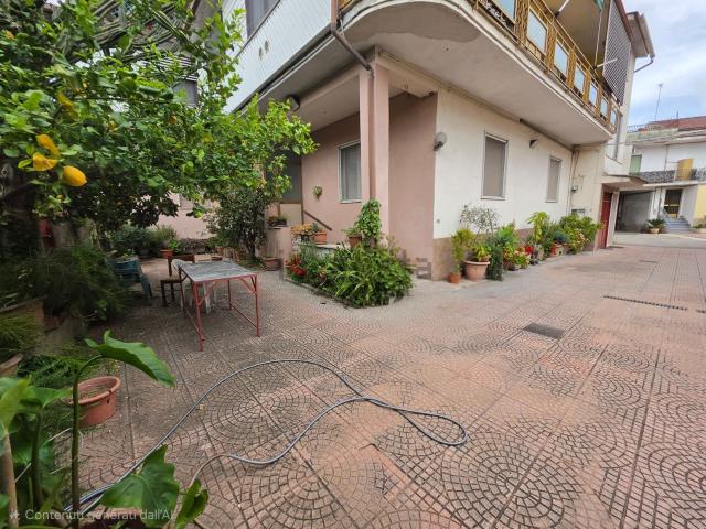 Appartamento in vendita di 217 m² in Via Martiri di Nassirya, 90