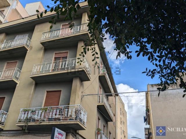 Appartamento in vendita di 217 m² in Via Santa Maria di Capua, 3