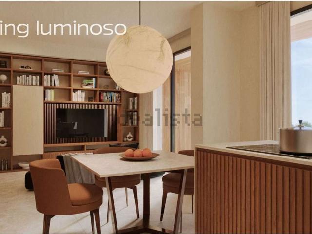Appartamento in vendita di 217 m² in Viale Anita Garibaldi, 15