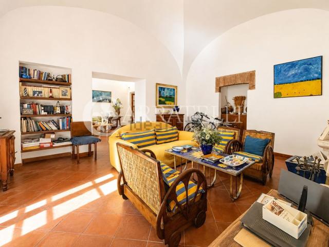 Appartamento in vendita di 217 m² in Piazzale F. Cavallotti