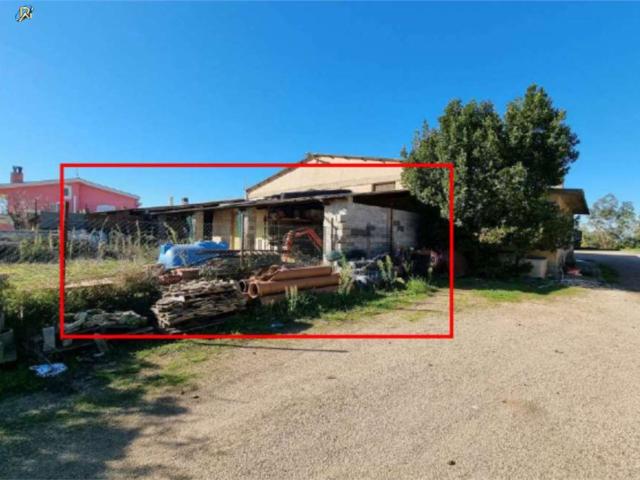 Appartamento in vendita di 218 m² in Via Cagliari, 56