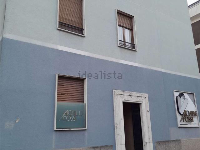 Appartamento in vendita di 218 m² in Via Antonio Gramsci, 4
