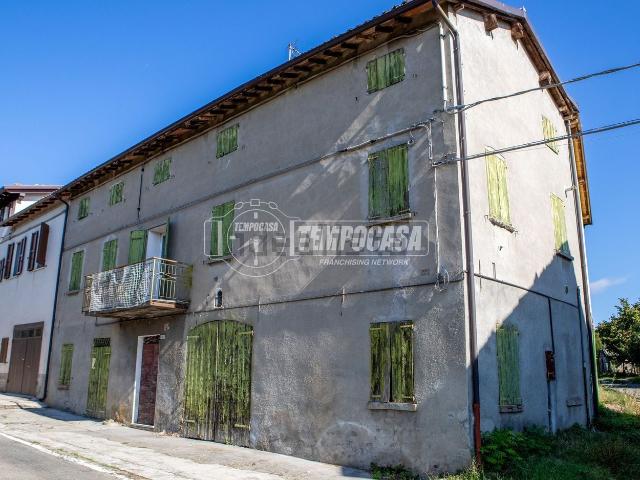 Appartamento in vendita di 218 m² in Via Ospitaletto, 141