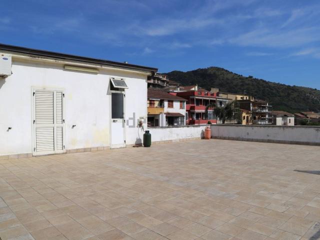 Appartamento in vendita di 219 m² in Via Cusano Nuzzi, 5
