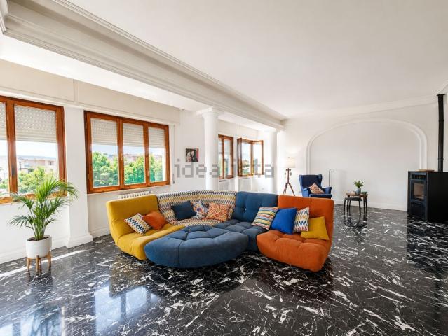 Appartamento in vendita di 219 m² in Via Armando Diaz