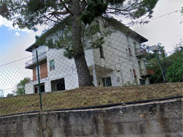 Appartamento in vendita di 219 m² in Strada Provinciale 52, 49