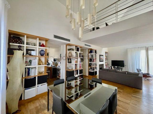 Appartamento in vendita di 220 m²
