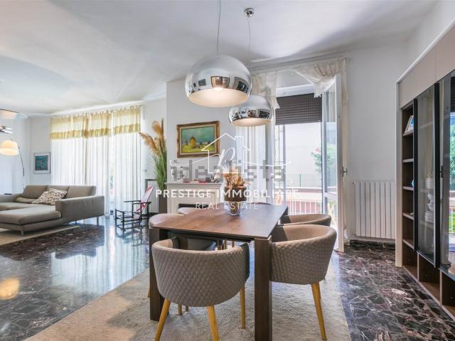 Appartamento in vendita di 220 m²