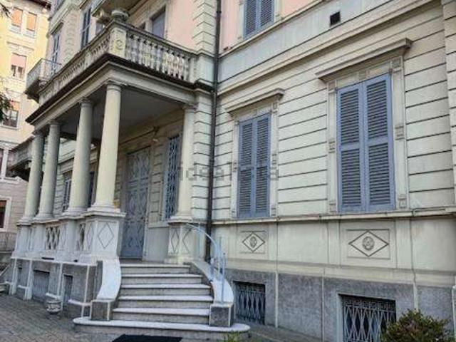 Appartamento in vendita di 220 m²
