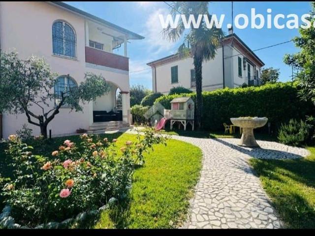 Appartamento in vendita di 220 m²