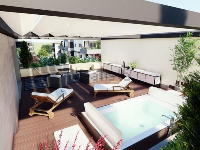 Appartamento in vendita di 220 m² in Via Conco