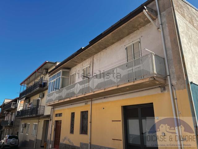 Appartamento in vendita di 220 m² in Via Camillo Benso Conte di Cavour, 40