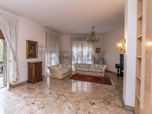 Appartamento in vendita di 220 m² in Via Androne, 27