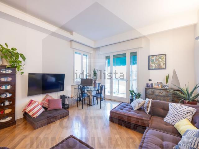 Appartamento in vendita di 220 m² in Via Gaspare Tagliacozzi